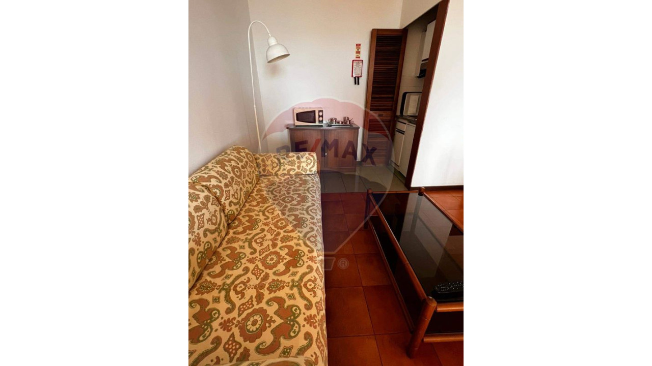 Apartamento para Venda em Quarteira Foto 9