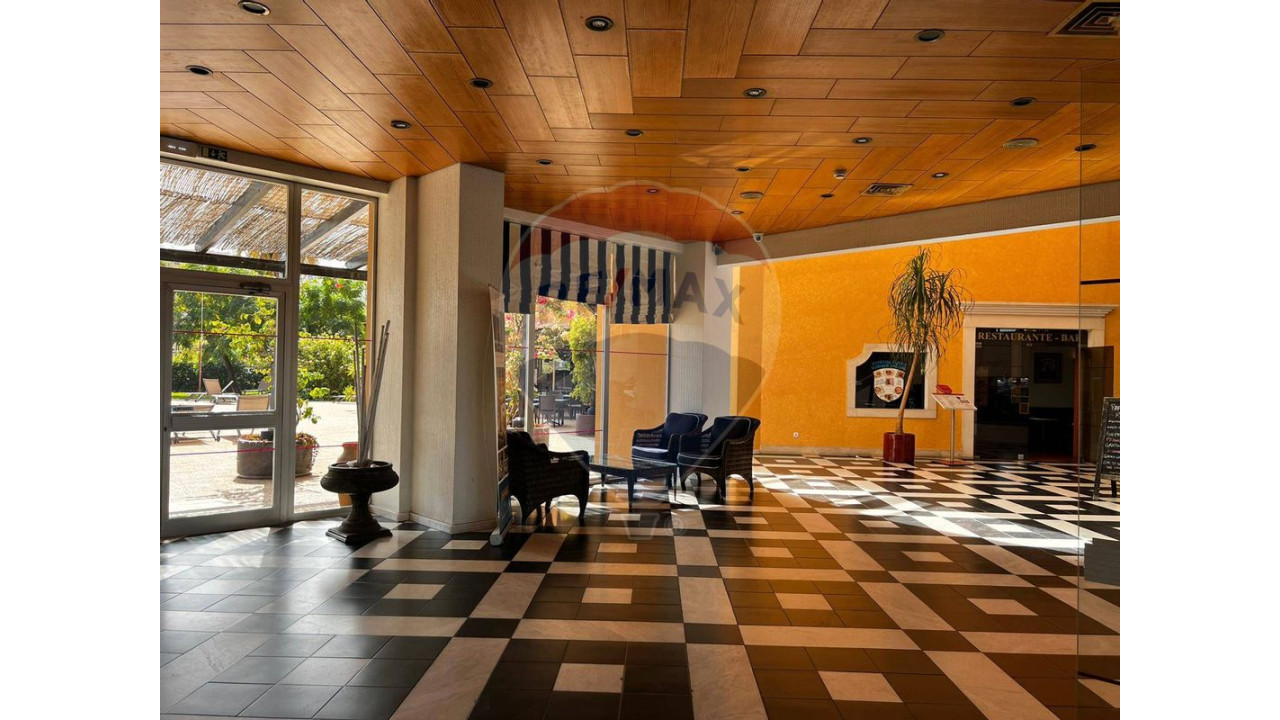 Apartamento para Venda em Quarteira