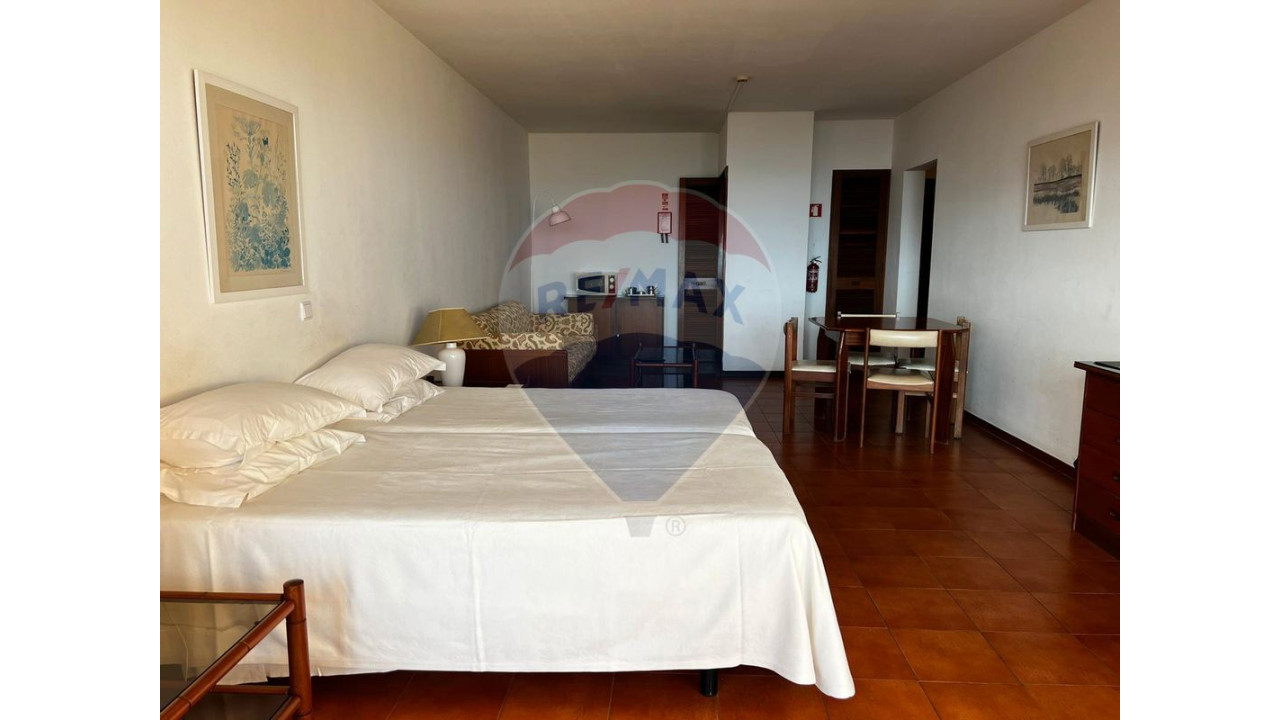 Apartamento para Venda em Quarteira Foto 10