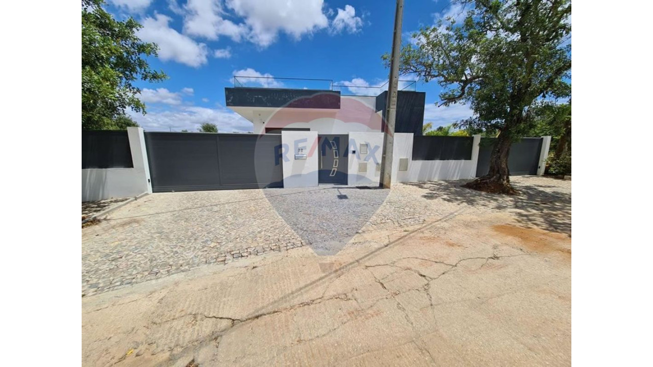 Moradia T6 para Venda em Almancil Foto 2
