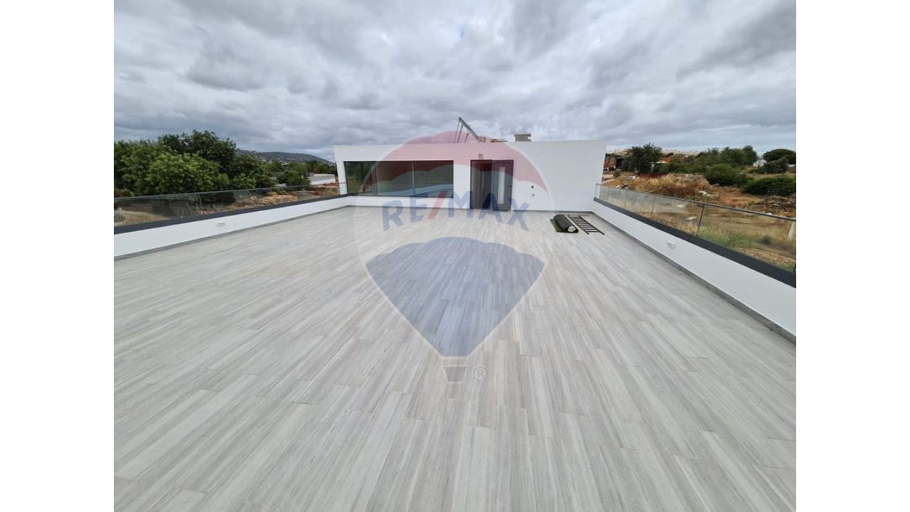 Moradia T6 para Venda em Almancil Foto 39
