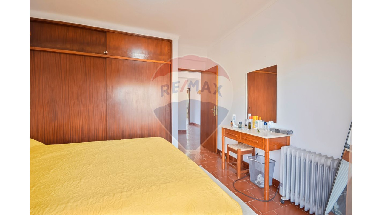 Apartamento T2 para Venda em Albufeira e Olhos de Água Foto 13