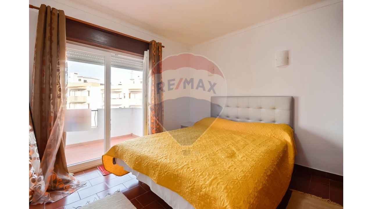 Apartamento T2 para Venda em Albufeira e Olhos de Água Foto 12