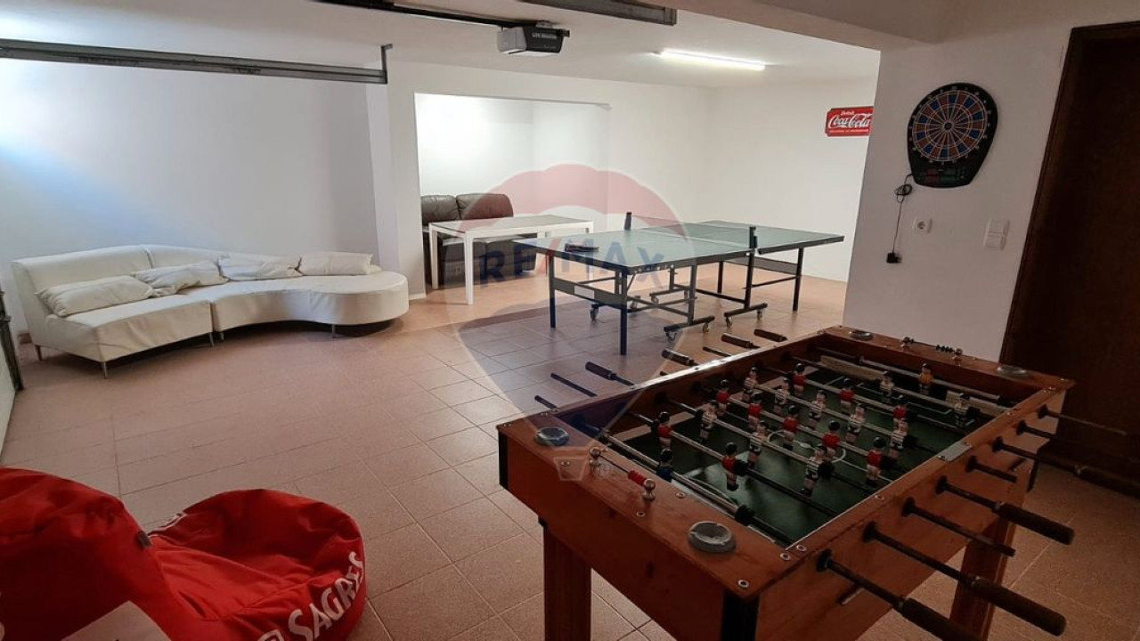 Moradia T4 para Venda em Guia Foto 32