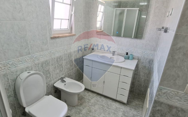 Moradia T4 para Venda em Guia