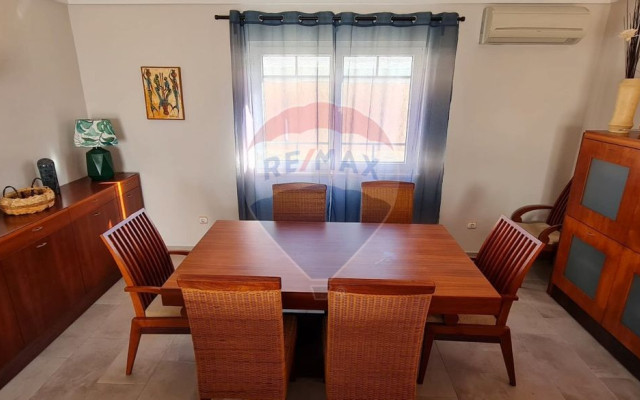 Moradia T4 para Venda em Guia