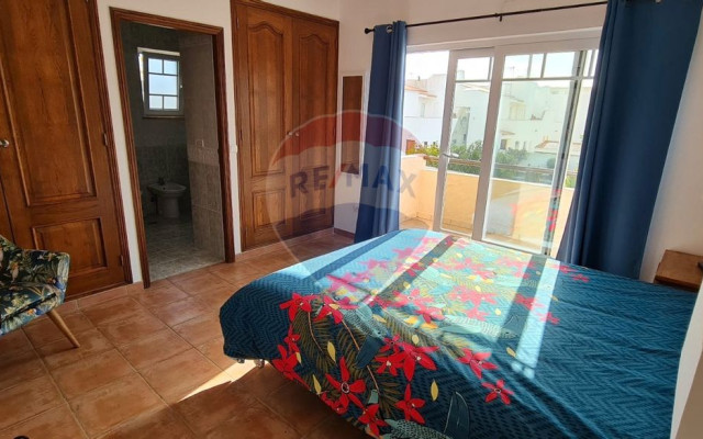 Moradia T4 para Venda em Guia