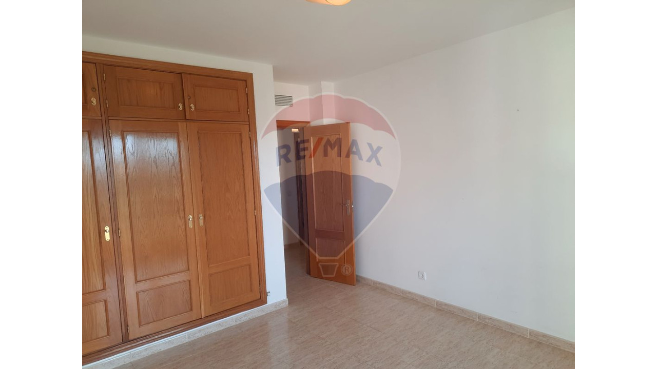 Apartamento T2 para Venda em Quarteira Foto 17