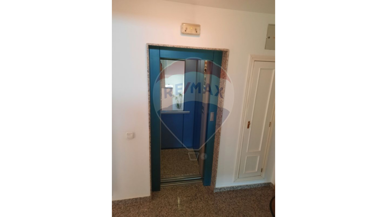 Apartamento T2 para Venda em Quarteira Foto 34