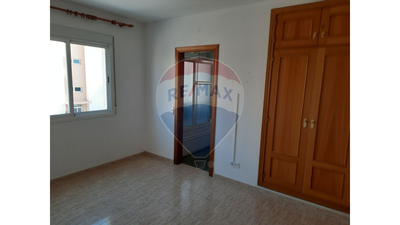 Apartamento T2 para Venda em Quarteira Foto 21