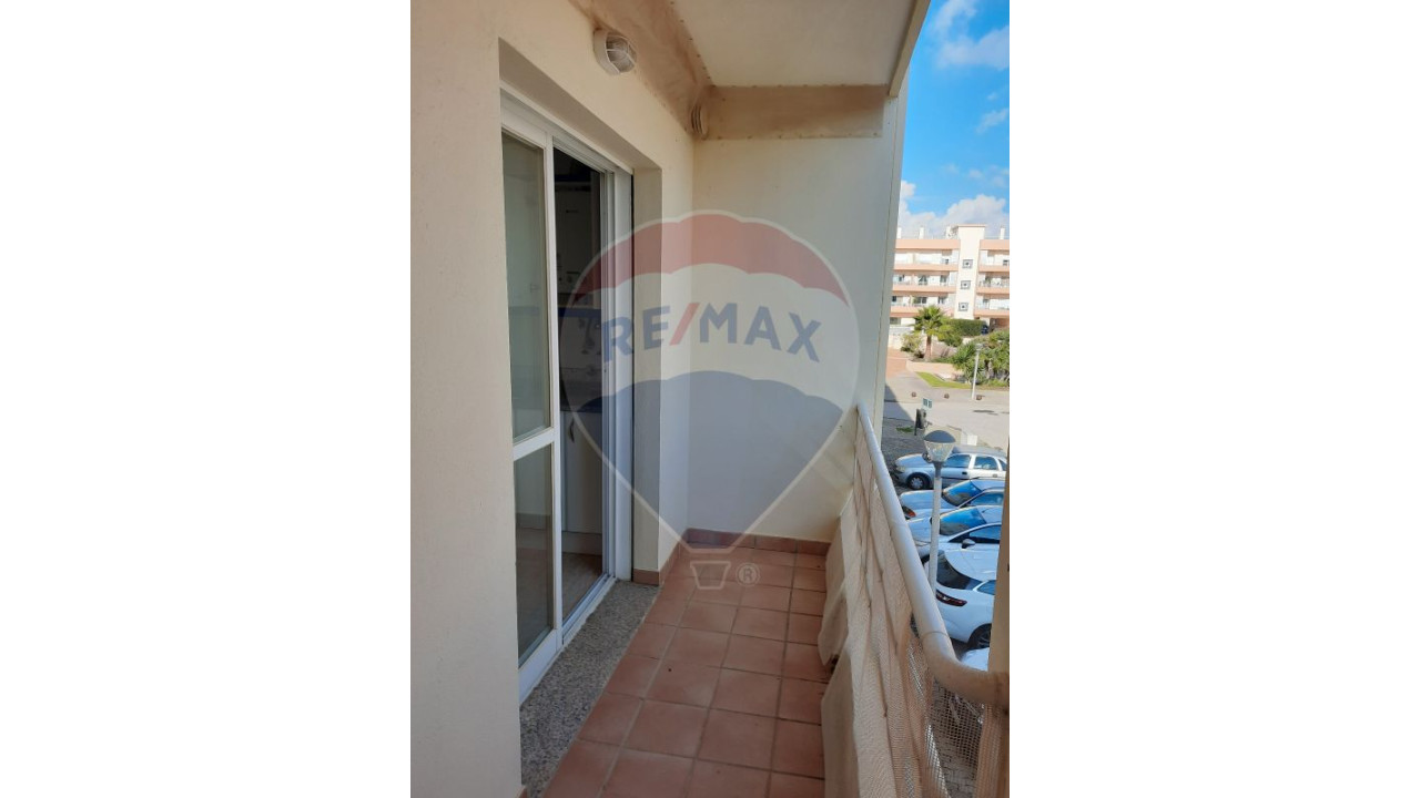 Apartamento T2 para Venda em Quarteira Foto 31