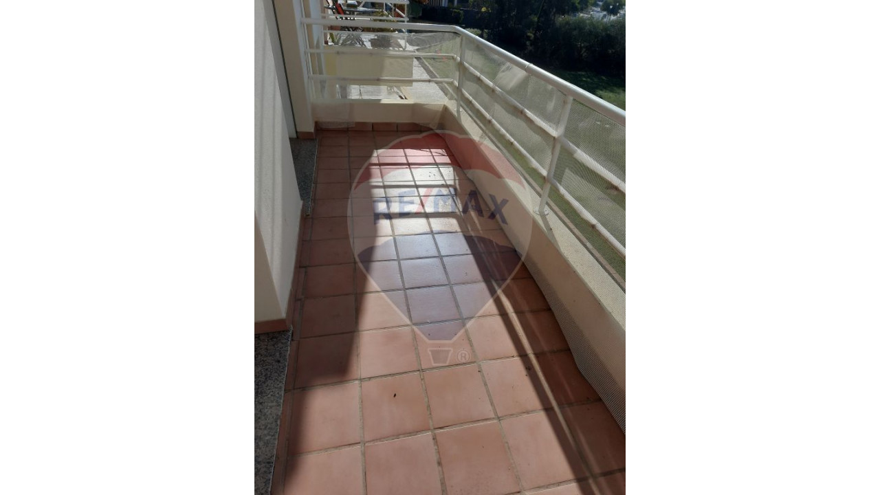Apartamento T2 para Venda em Quarteira Foto 10