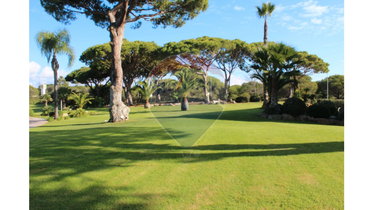 Apartamento T2 para Venda em Quarteira Foto 6