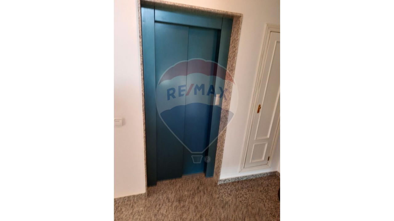 Apartamento T2 para Venda em Quarteira Foto 33