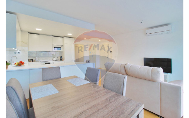 Apartamento T2 para Venda em Faro (Sé e São Pedro)