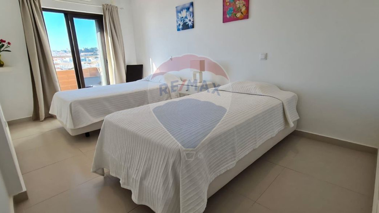 Apartamento T2 para Venda em Albufeira e Olhos de Água Foto 12