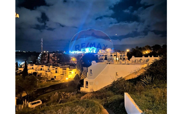 Apartamento para Venda em Albufeira e Olhos de Água