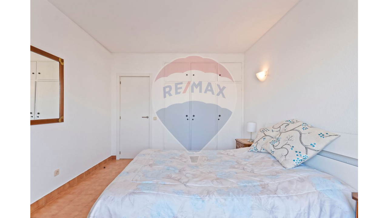 Apartamento T2 para Venda em Albufeira e Olhos de Água Foto 14
