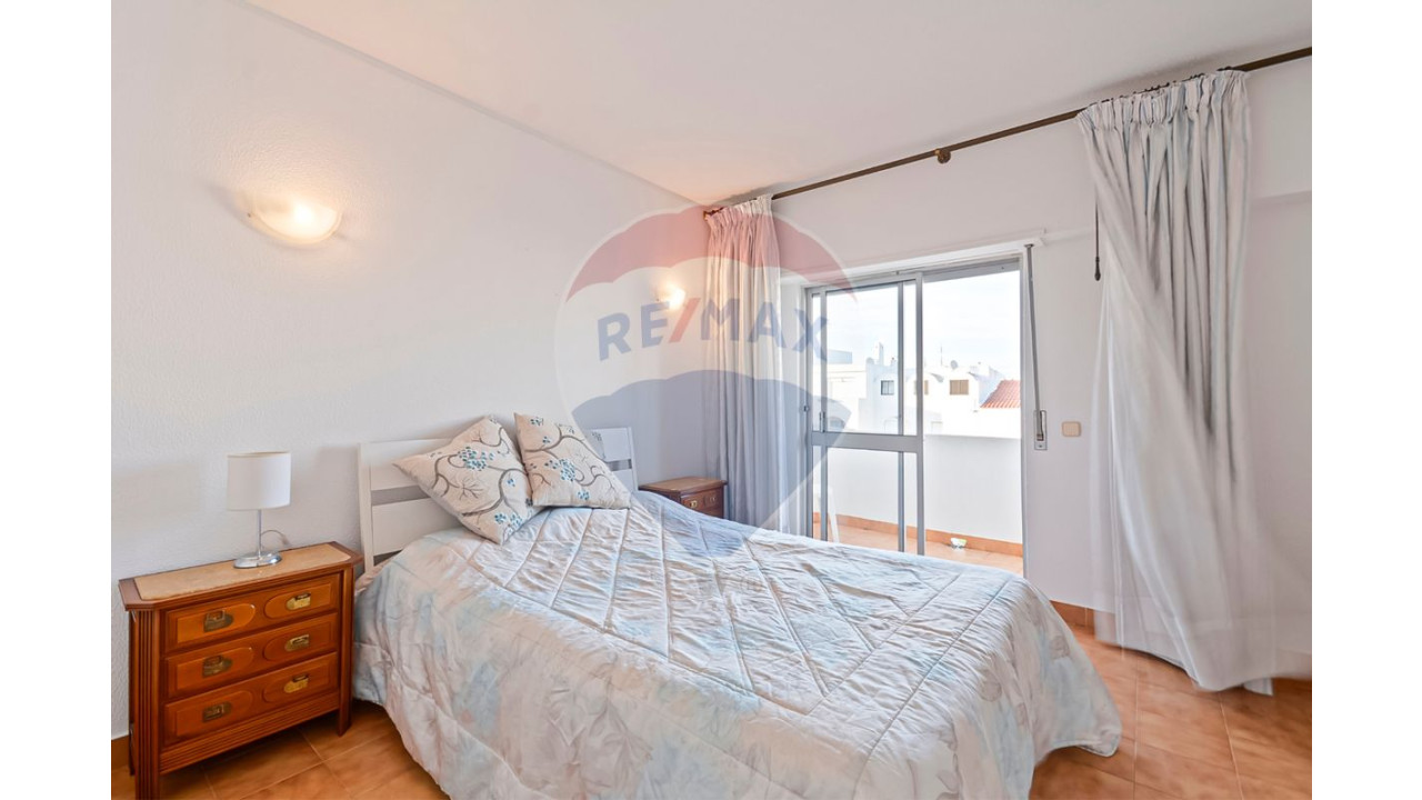 Apartamento T2 para Venda em Albufeira e Olhos de Água Foto 13