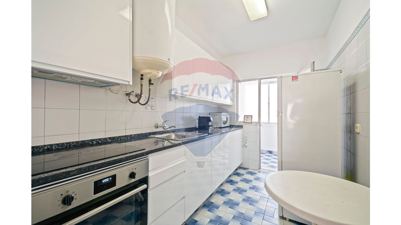 Apartamento T2 para Venda em Albufeira e Olhos de Água Foto 16
