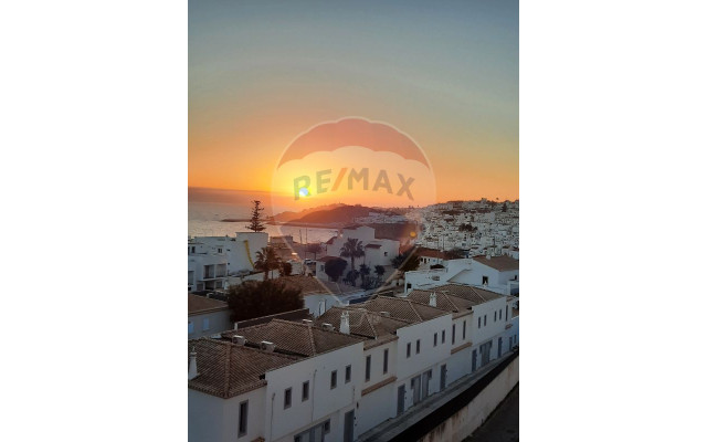 Apartamento T2 para Venda em Albufeira e Olhos de Água