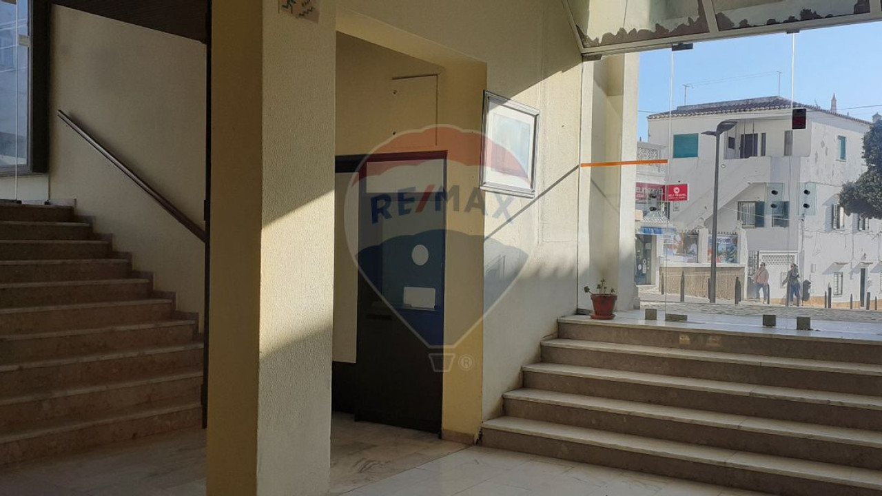 Loja para Venda em Albufeira e Olhos de Água Foto 14