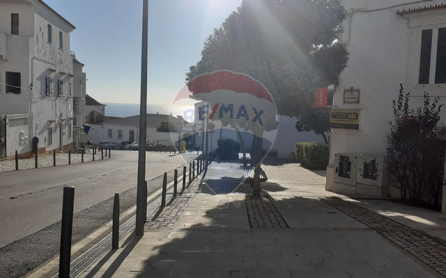 Loja para Venda em Albufeira e Olhos de Água