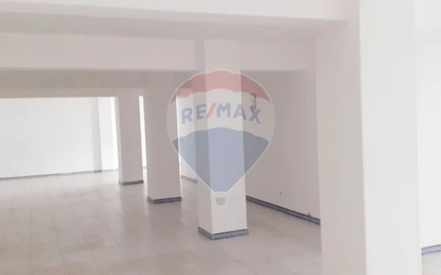 Loja para Venda em Albufeira e Olhos de Água Foto 6