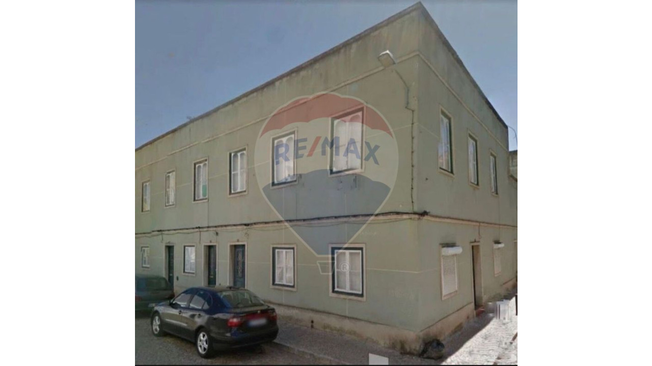 Prédio para Venda em Vila Real de Santo Antonio Foto 2