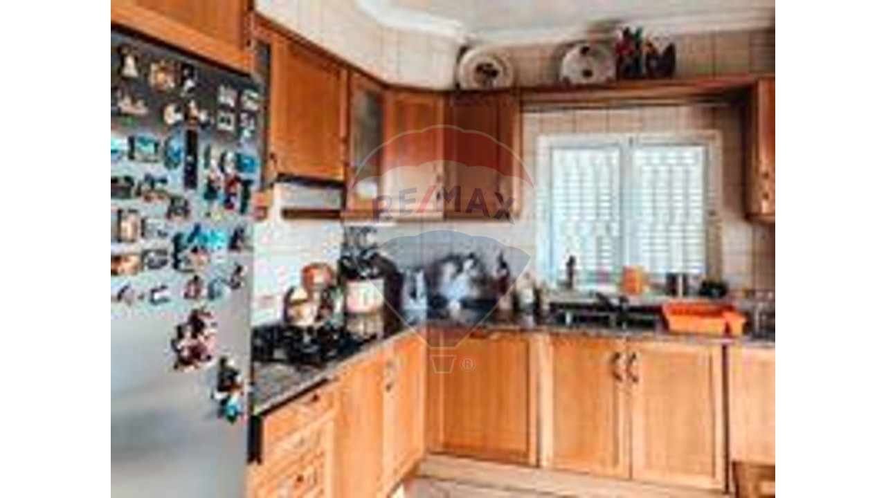 Moradia T4 para Venda em Albufeira e Olhos de Água Foto 14