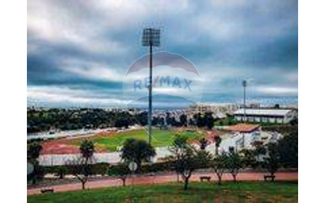 Moradia T4 para Venda em Albufeira e Olhos de Água