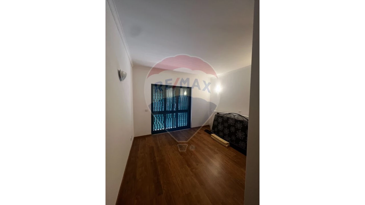 Moradia T3 para Venda em Albufeira e Olhos de Água Foto 8