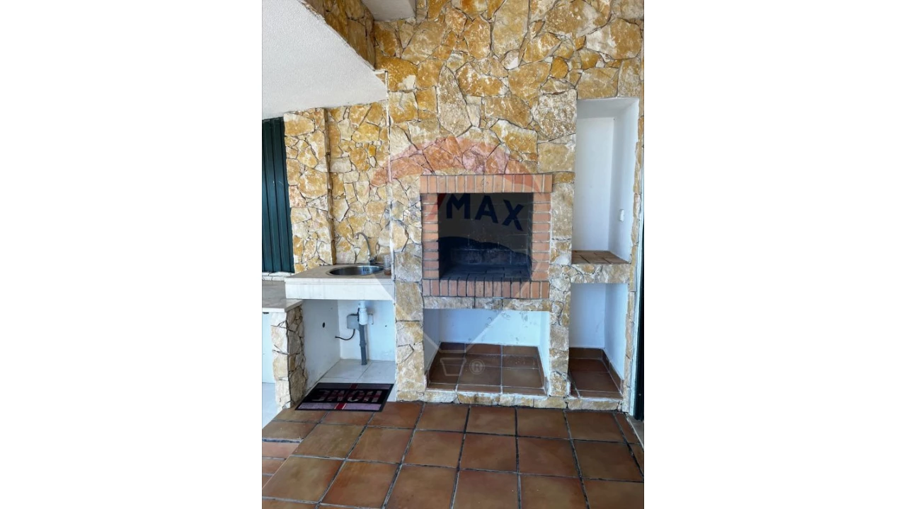 Moradia T3 para Venda em Albufeira e Olhos de Água Foto 5
