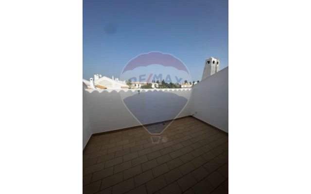 Moradia T3 para Venda em Albufeira e Olhos de Água Foto 7