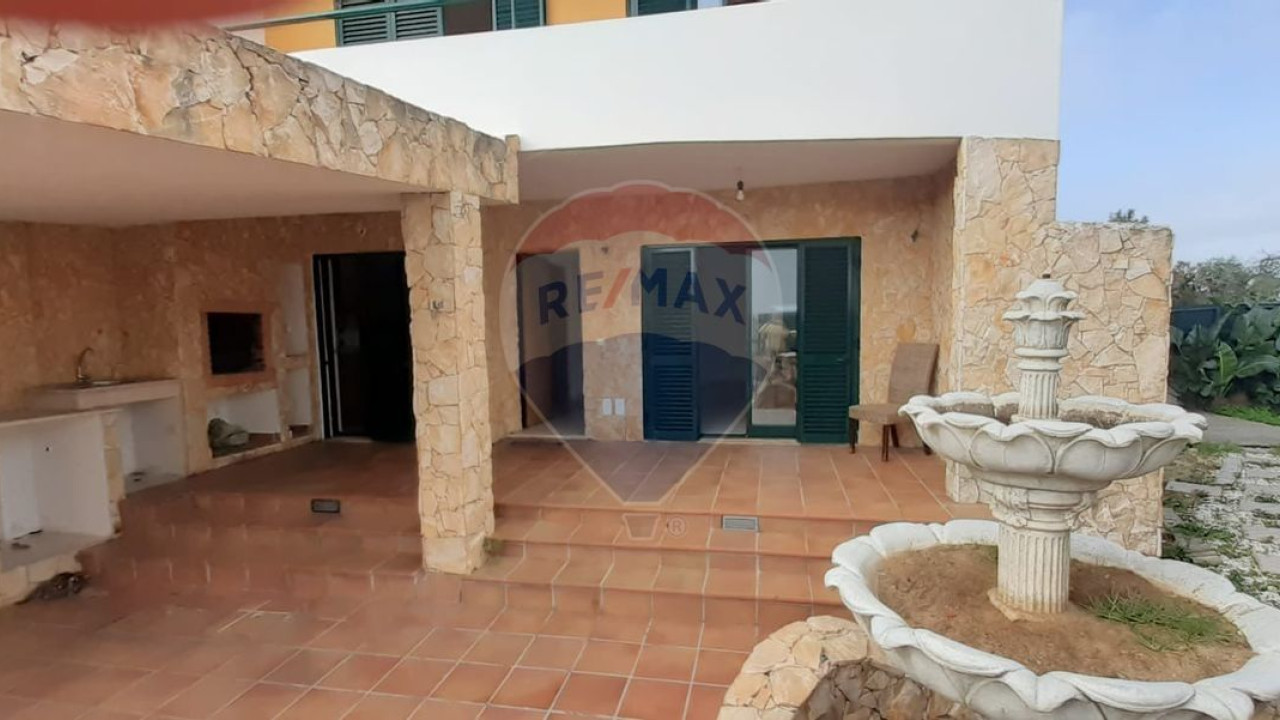 Moradia T3 para Venda em Albufeira e Olhos de Água Foto 4