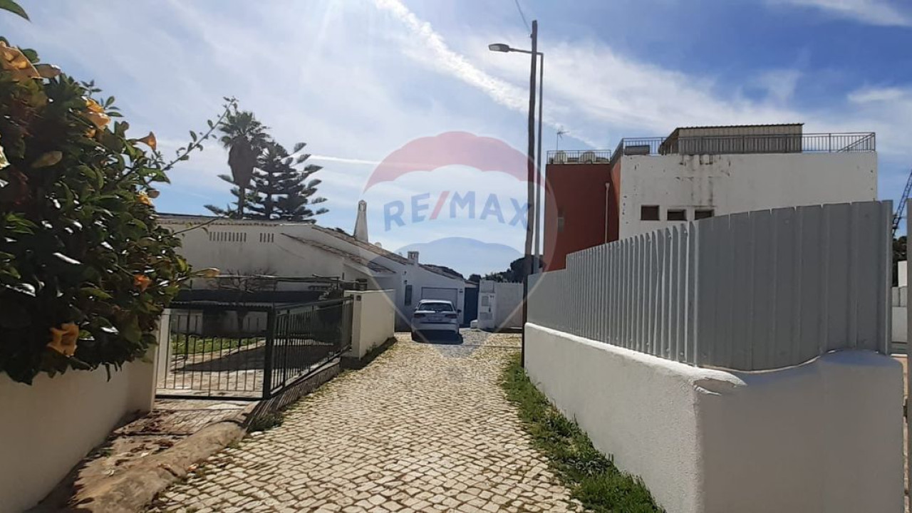 Moradia T4 para Venda em Albufeira e Olhos de Água Foto 8