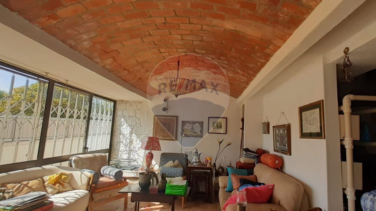 Moradia T4 para Venda em Albufeira e Olhos de Água Foto 4