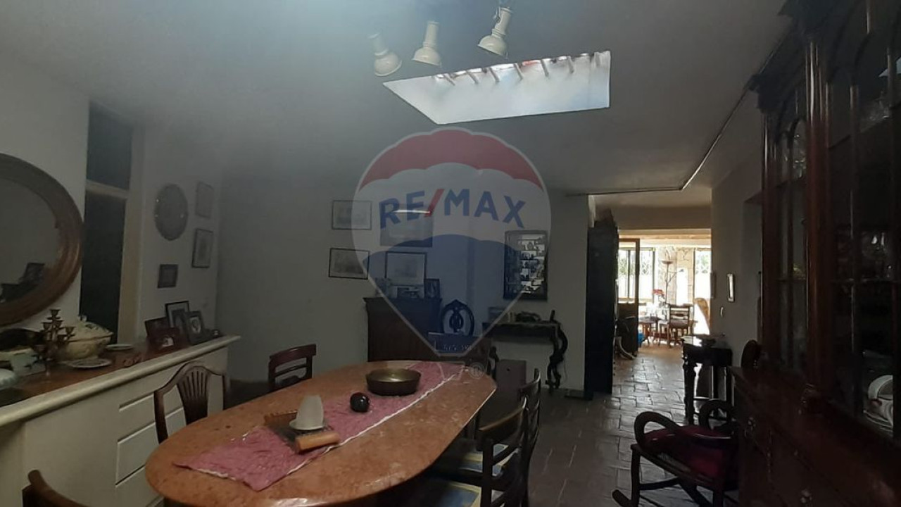 Moradia T4 para Venda em Albufeira e Olhos de Água Foto 7