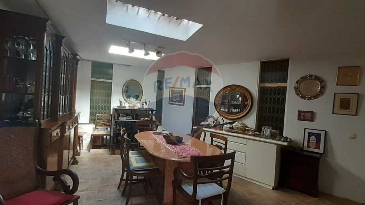 Moradia T4 para Venda em Albufeira e Olhos de Água Foto 6