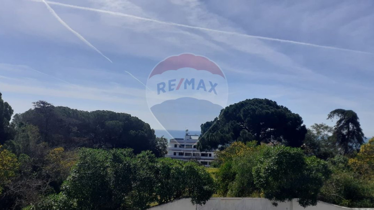 Moradia T4 para Venda em Albufeira e Olhos de Água Foto 9