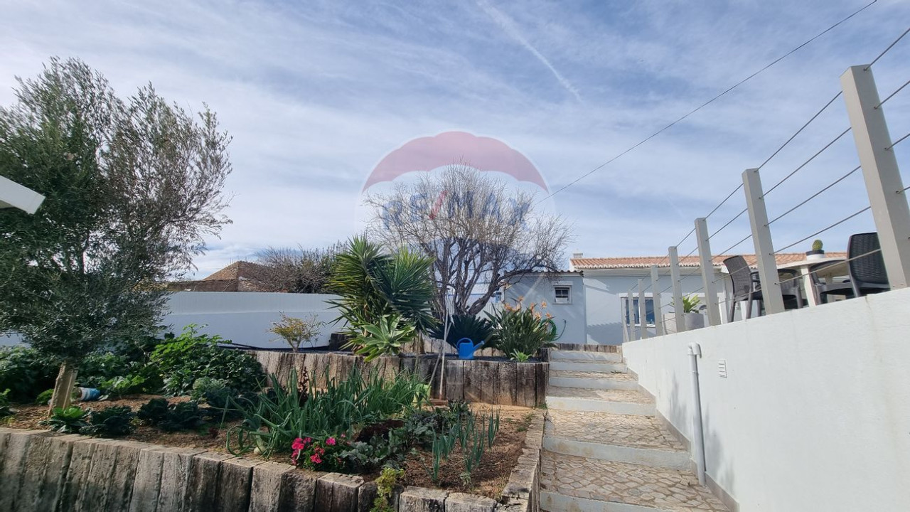 Moradia T3 para Venda em Boliqueime Foto 45