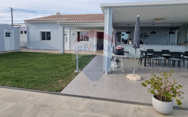 Moradia T3 para Venda em Boliqueime