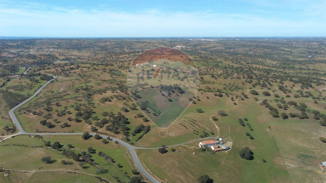 Quinta T1 para Venda em Almodôvar e Graça dos Padrões Foto 7