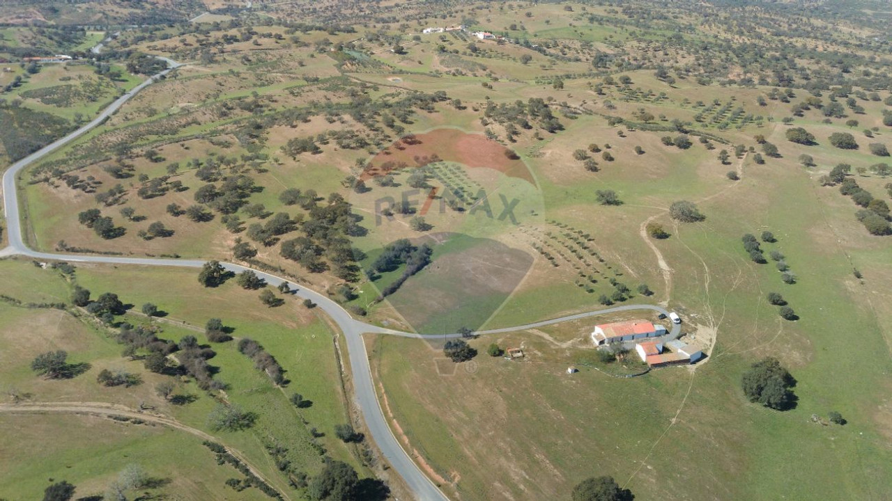 Quinta T1 para Venda em Almodôvar e Graça dos Padrões Foto 5