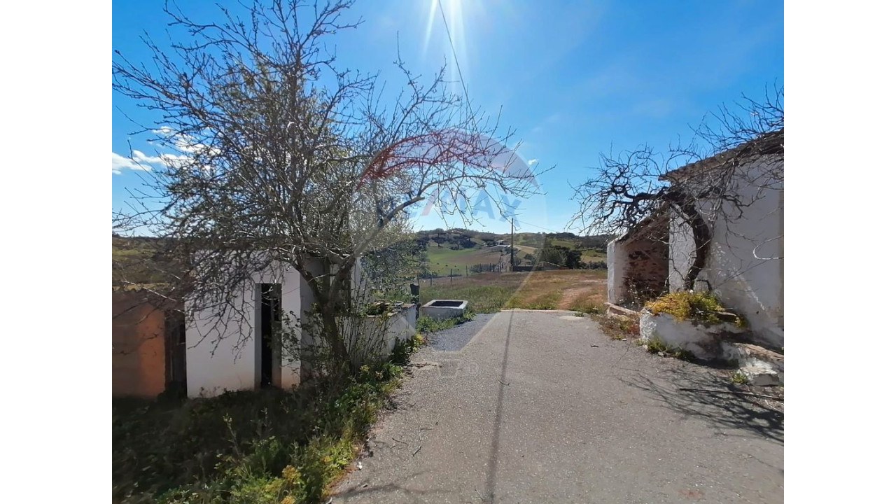 Quinta T1 para Venda em Almodôvar e Graça dos Padrões Foto 3