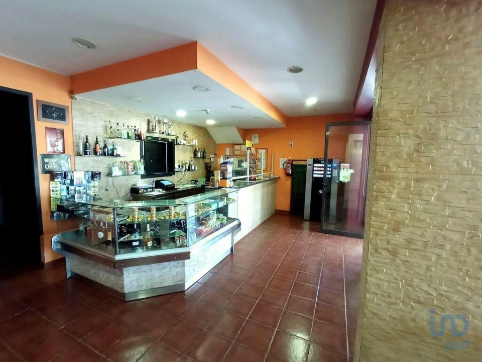 Negócio para Venda em Santa Marta de Portuzelo Foto 5