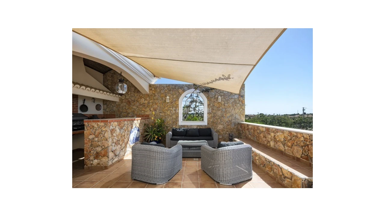 Moradia T7 para Venda em Porches Foto 13