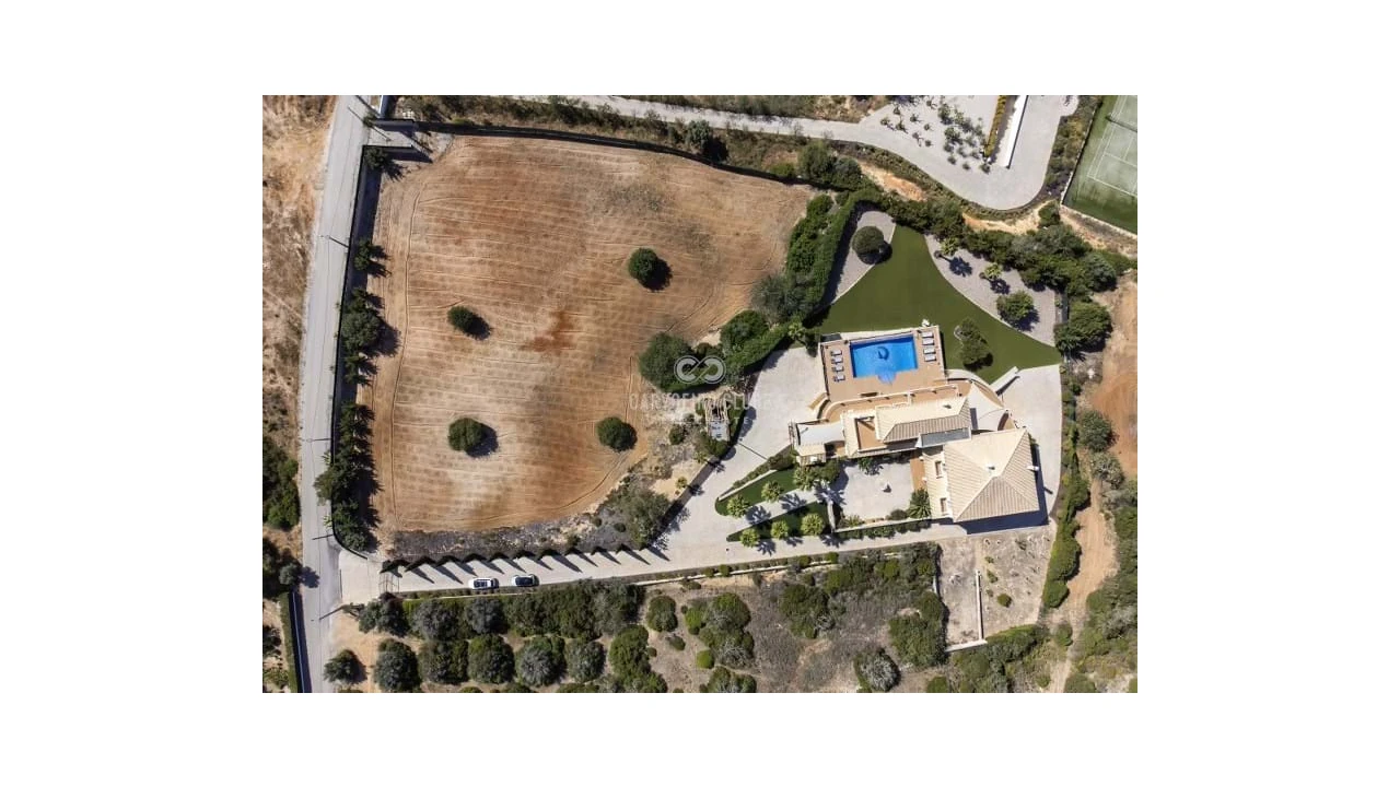 Moradia T7 para Venda em Porches Foto 37