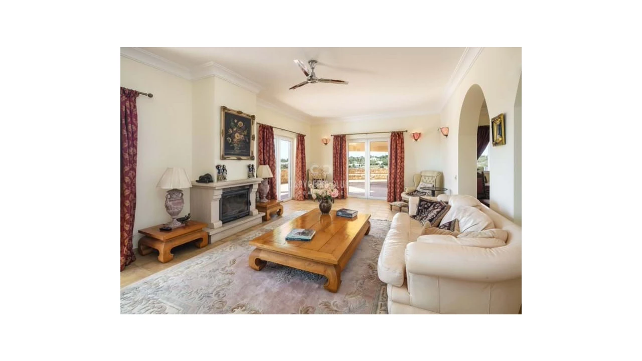 Moradia T7 para Venda em Porches Foto 17