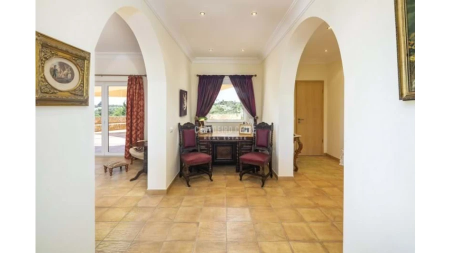 Moradia T7 para Venda em Porches Foto 16